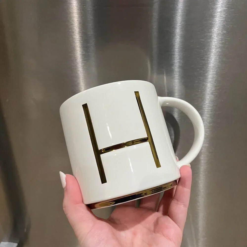 BNWT Williams Sonoma Gold Monogram Mug (Letter H)